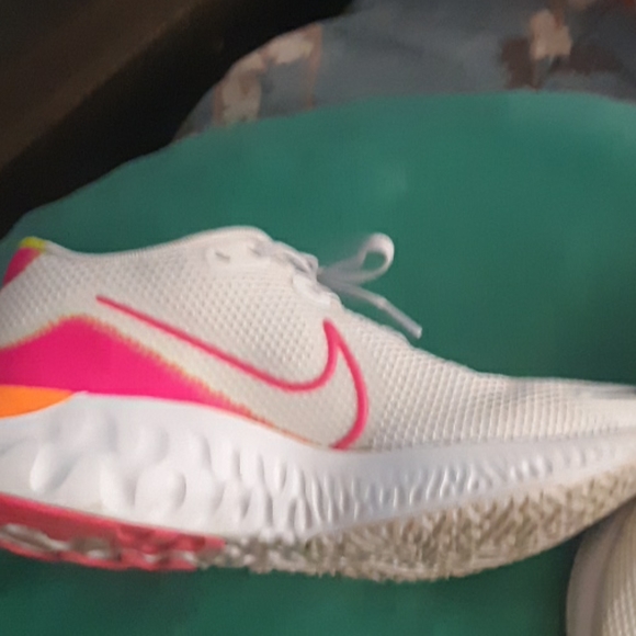 Cleaning out my closet - Picture 1 of 4